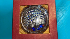 Oglinda de poseta, rotunda, cu pietre albastre, aurie 1