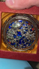 Oglinda de poseta, rotunda, cu pietre albastre, aurie, 55