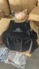 Sort pentru frizer, profesional, cu imprimeu Global Fashion, negru