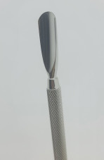 Blade manicure, rounded pusher curved blade