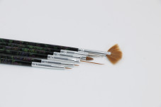 A set of brushes for drawing 6 pcs, black with roses