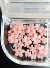 3D volumetric figures for manicure, set (white+pink figures) 3D volumetric figures for manicure, set (white+pink figures)