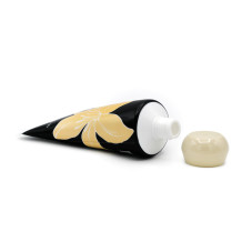 Cremă hidratantă pentru mâini cu vitamina E, Global Fashion, cu parfum de gardenie, 30 g Cremă hidratantă pentru mâini cu vitamina E, Global Fashion, cu parfum de gardenie, 30 g
