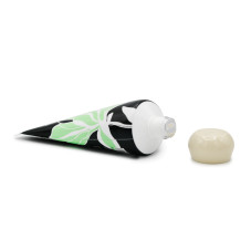 Cremă hidratantă pentru mâini cu vitamina E, Global Fashion, cu parfum de floare de magnolie, 30 g Cremă hidratantă pentru mâini cu vitamina E, Global Fashion, cu parfum de floare de magnolie, 30 g